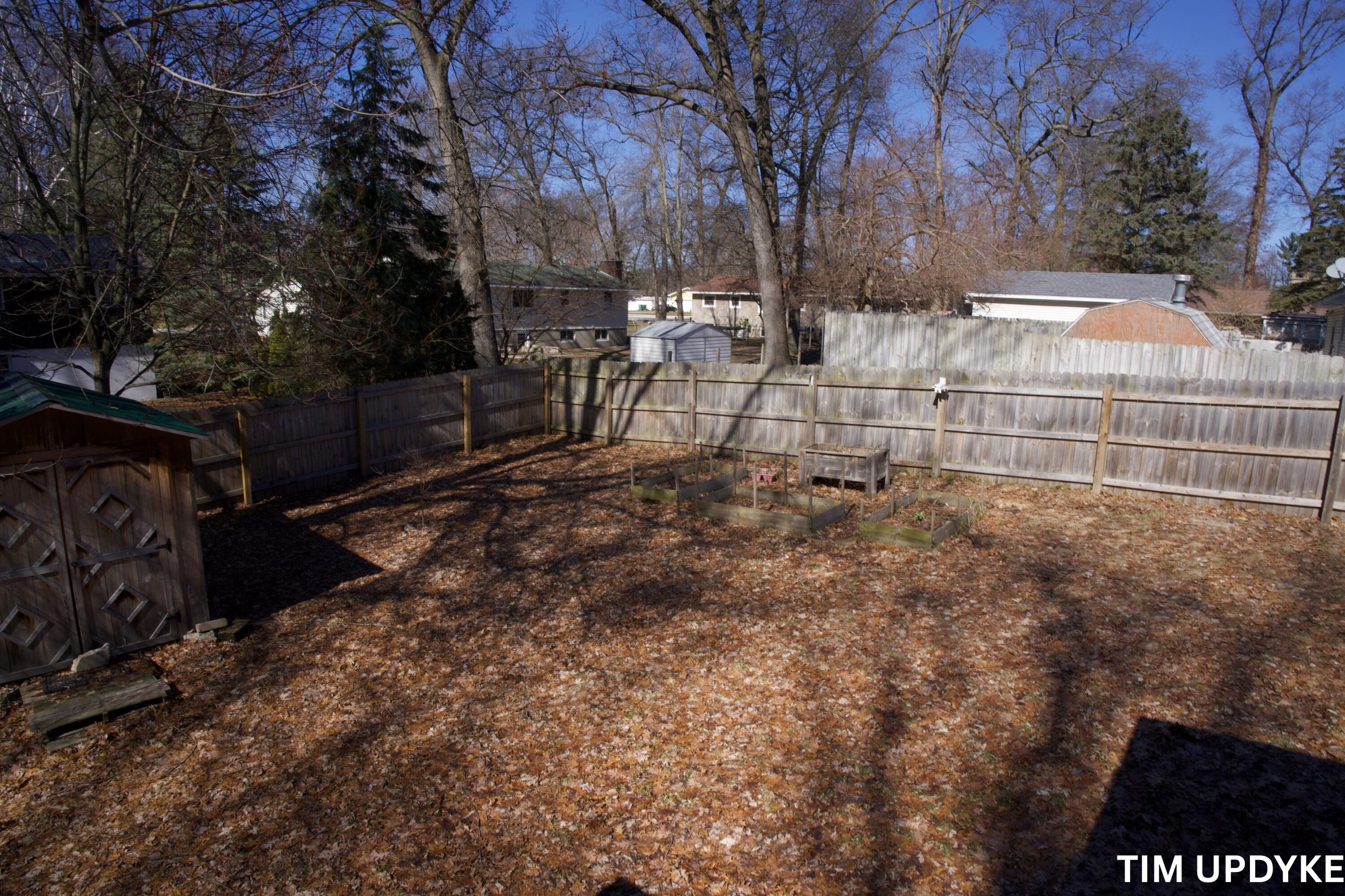 1065 Horton Road Muskegon, MI 49445 - Photo 7 of 42 8