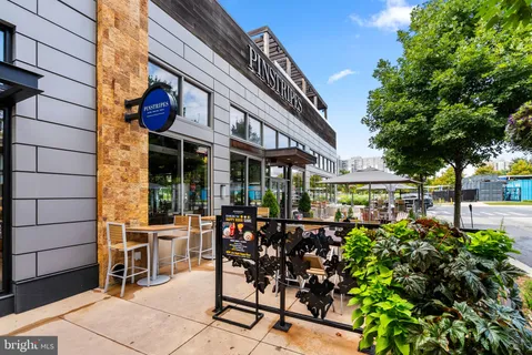 $389,000 | 5750 Bou Avenue, Unit 1106, North Bethesda, MD 20852