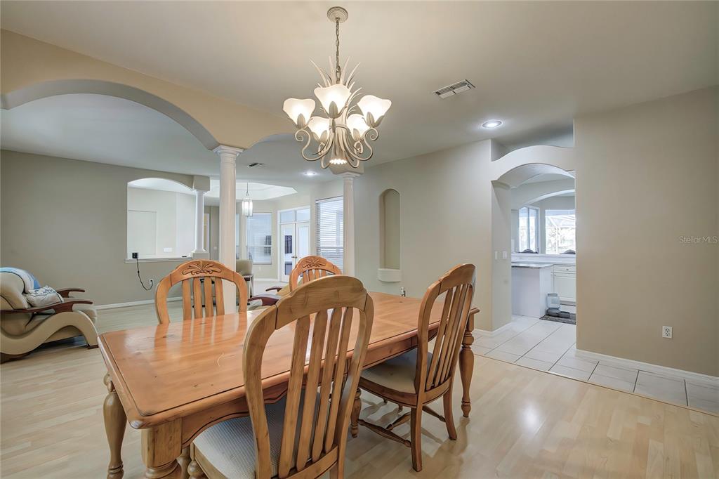 9465 May Gold Lane Spring Hill, FL 34608 - Photo 18 of 70 Dining room