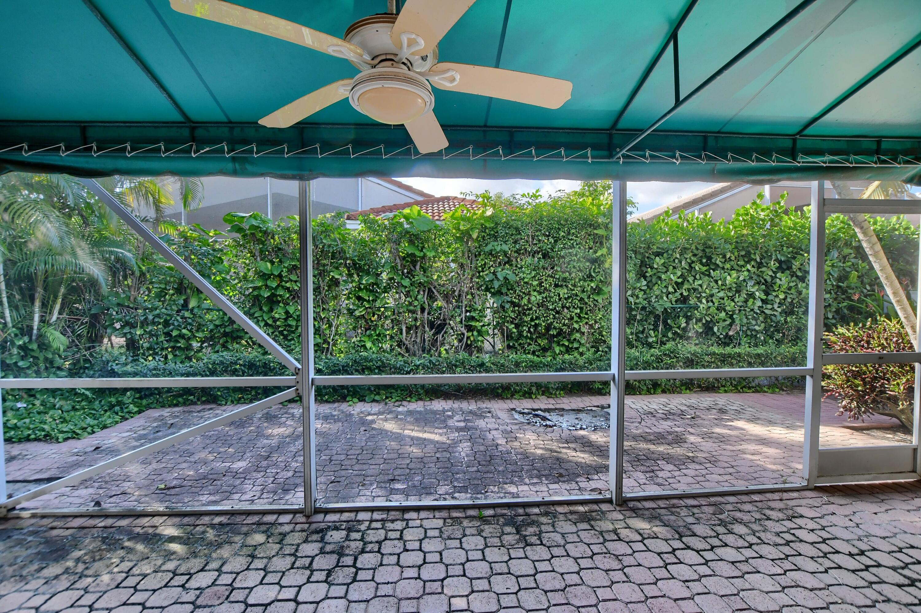 6454 Brava Way Boca Raton, FL 33433 - Photo 27 of 43 30_ebf_5990-hdr(5)