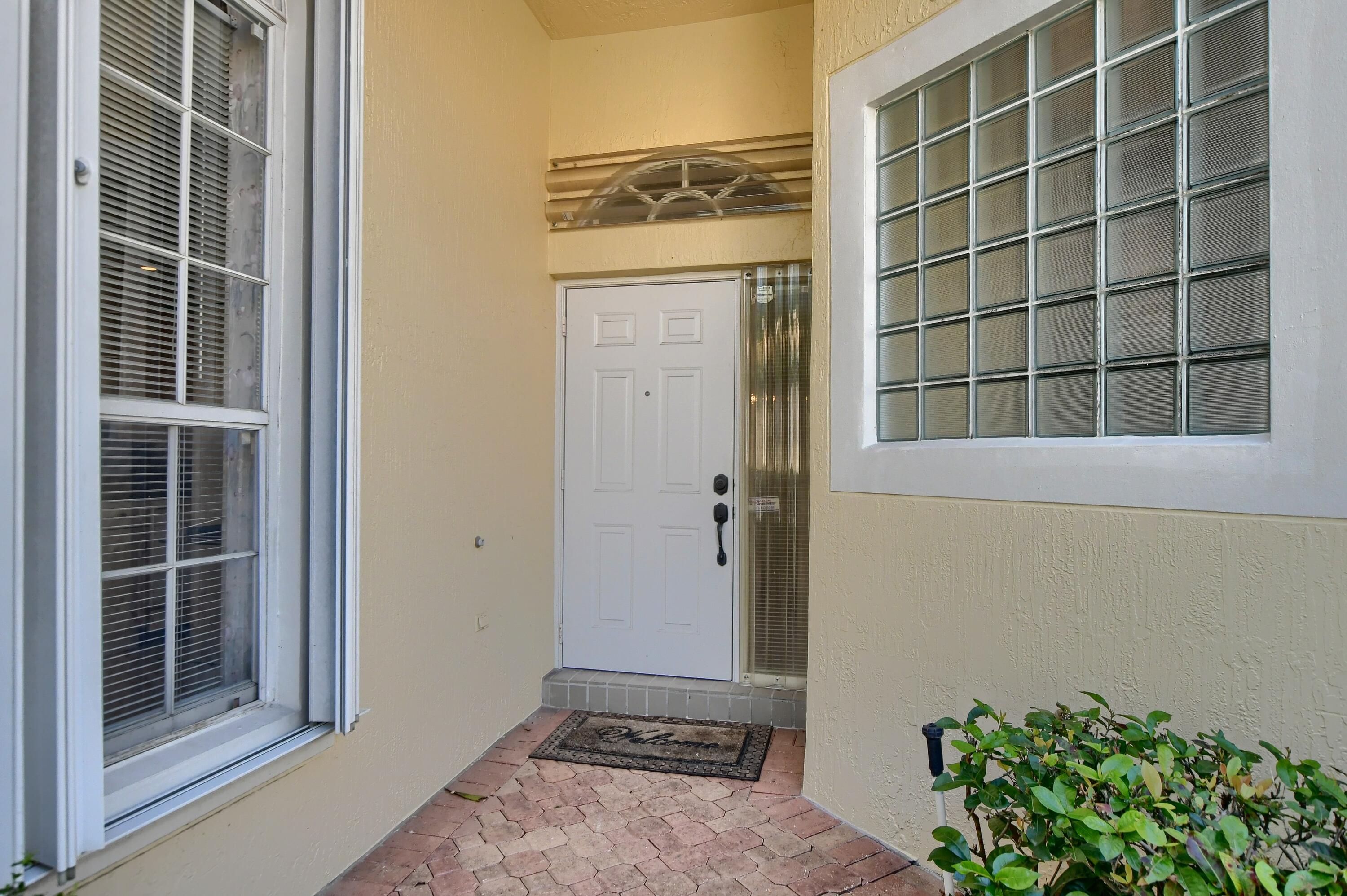 6454 Brava Way Boca Raton, FL 33433 - Photo 4 of 43 15_ebf_5915-hdr(5)