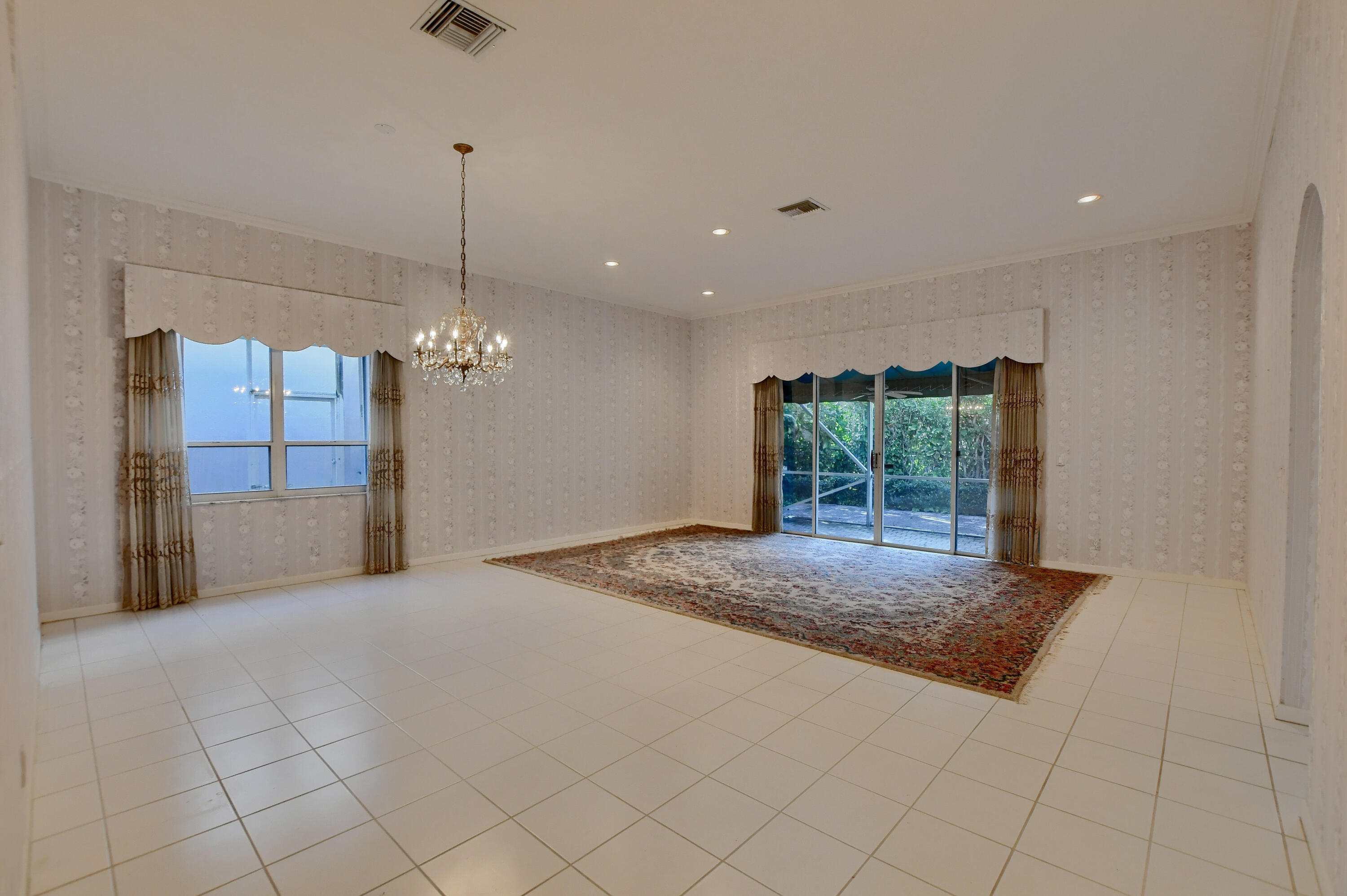 6454 Brava Way Boca Raton, FL 33433 - Photo 7 of 43 16_ebf_5920-hdr(5)