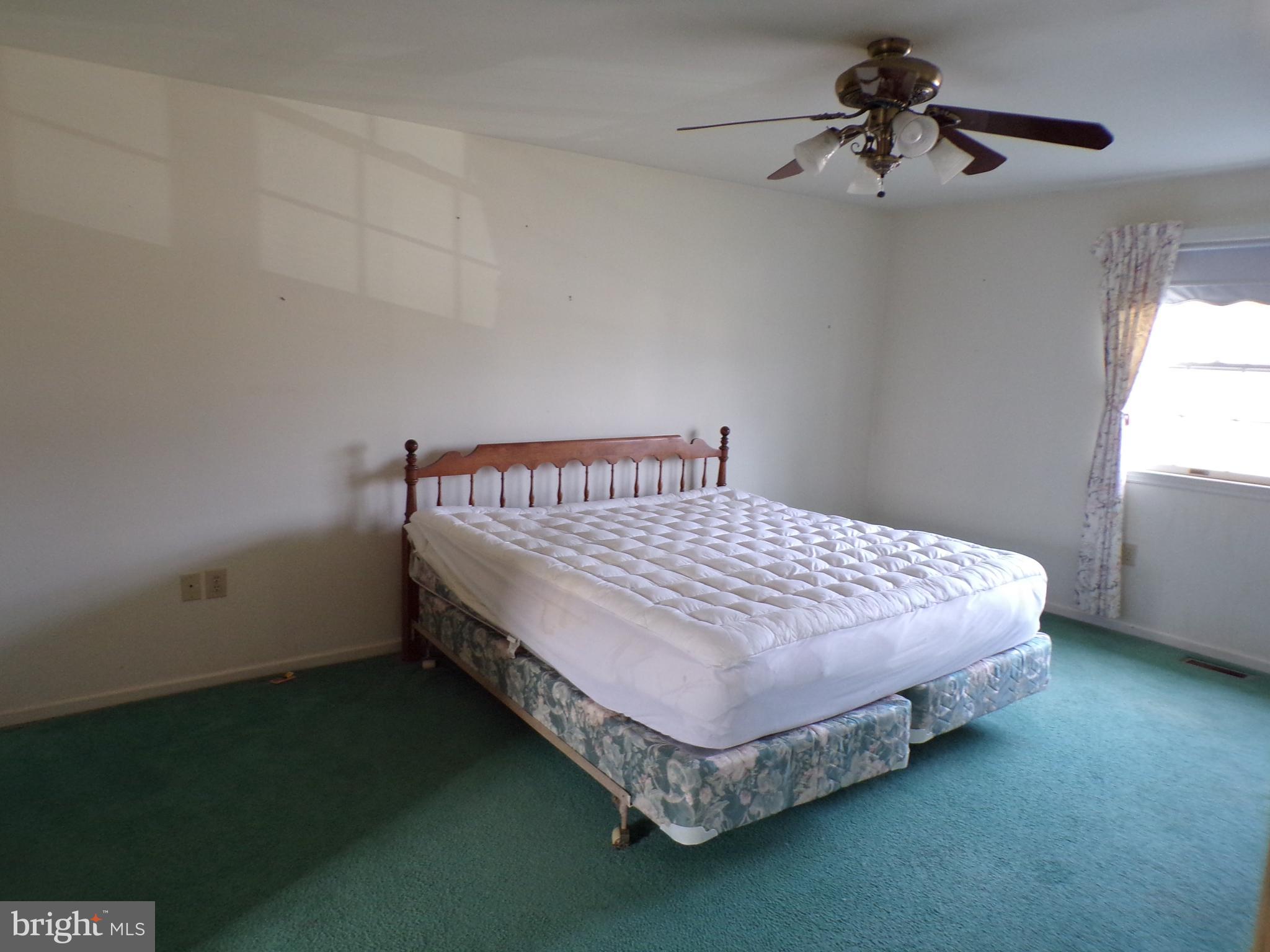 1041 Dallas Road Reading, PA 19605 - Photo 13 of 20 Gallery Image 13