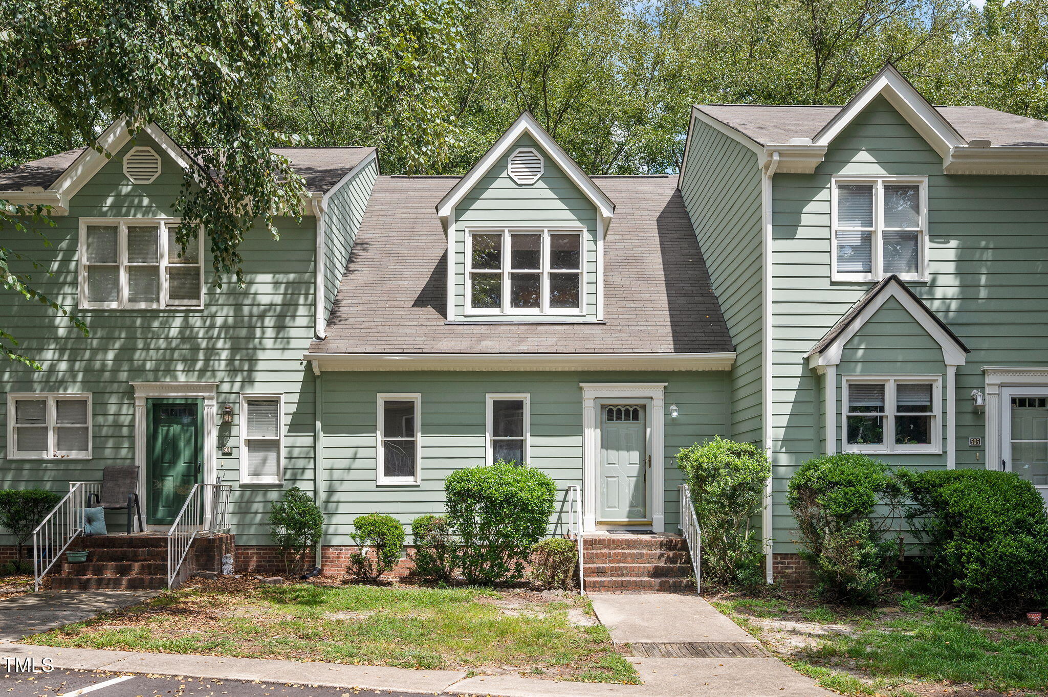 503 Oak Run Drive Raleigh, NC 27606 - Photo 1 of 19 503 Oak Run Drive_JRKnowles_Photography_