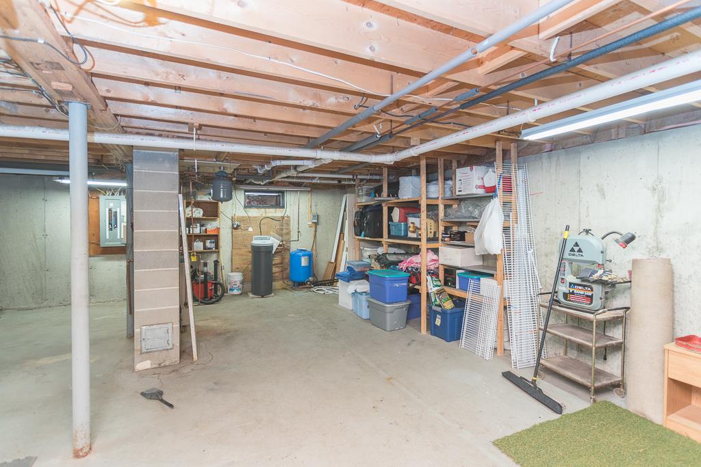 657 4th Range Road Pembroke, NH 03275 - Photo 20 of 35 Gallery Image 20