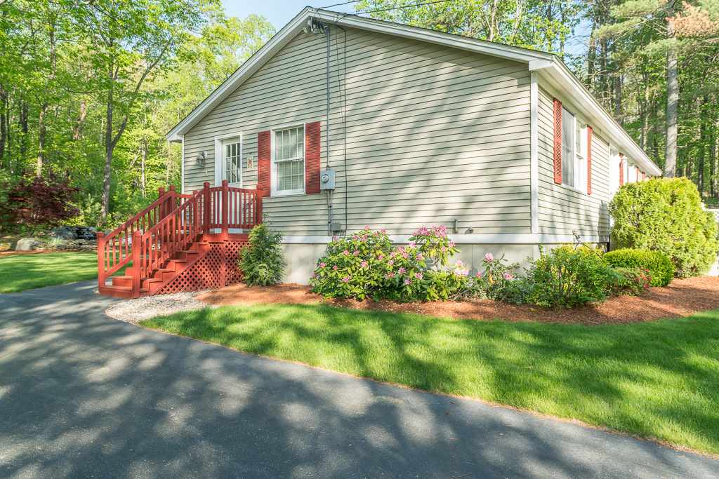 657 4th Range Road Pembroke, NH 03275 - Photo 34 of 35 Gallery Image 34