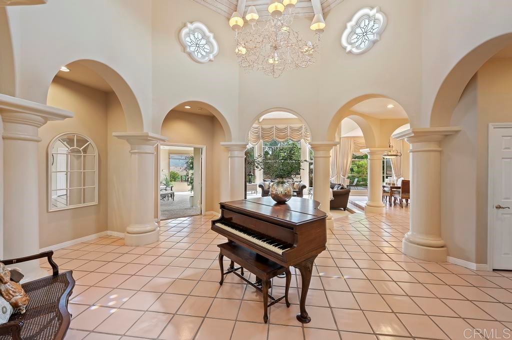 4489 Fallsbrae Road Fallbrook, CA 92028 - Photo 4 of 53