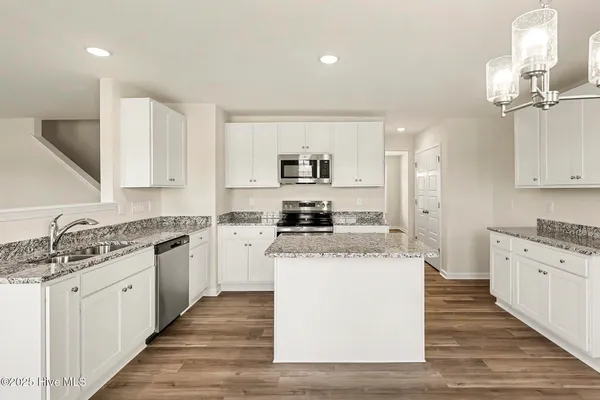 $329,706 | 21 East Emily Gardens Drive, Selma, NC 27576