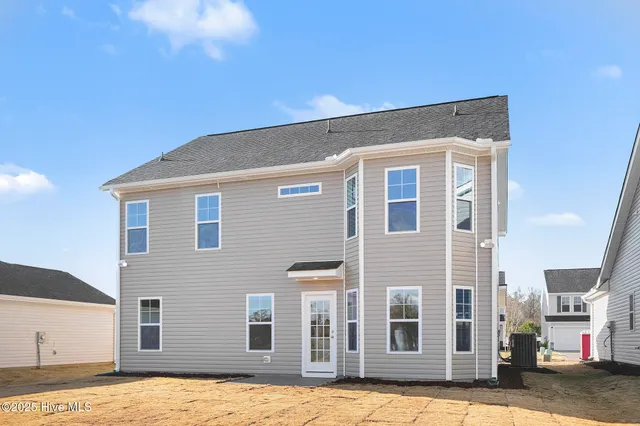 $329,706 | 21 East Emily Gardens Drive, Selma, NC 27576