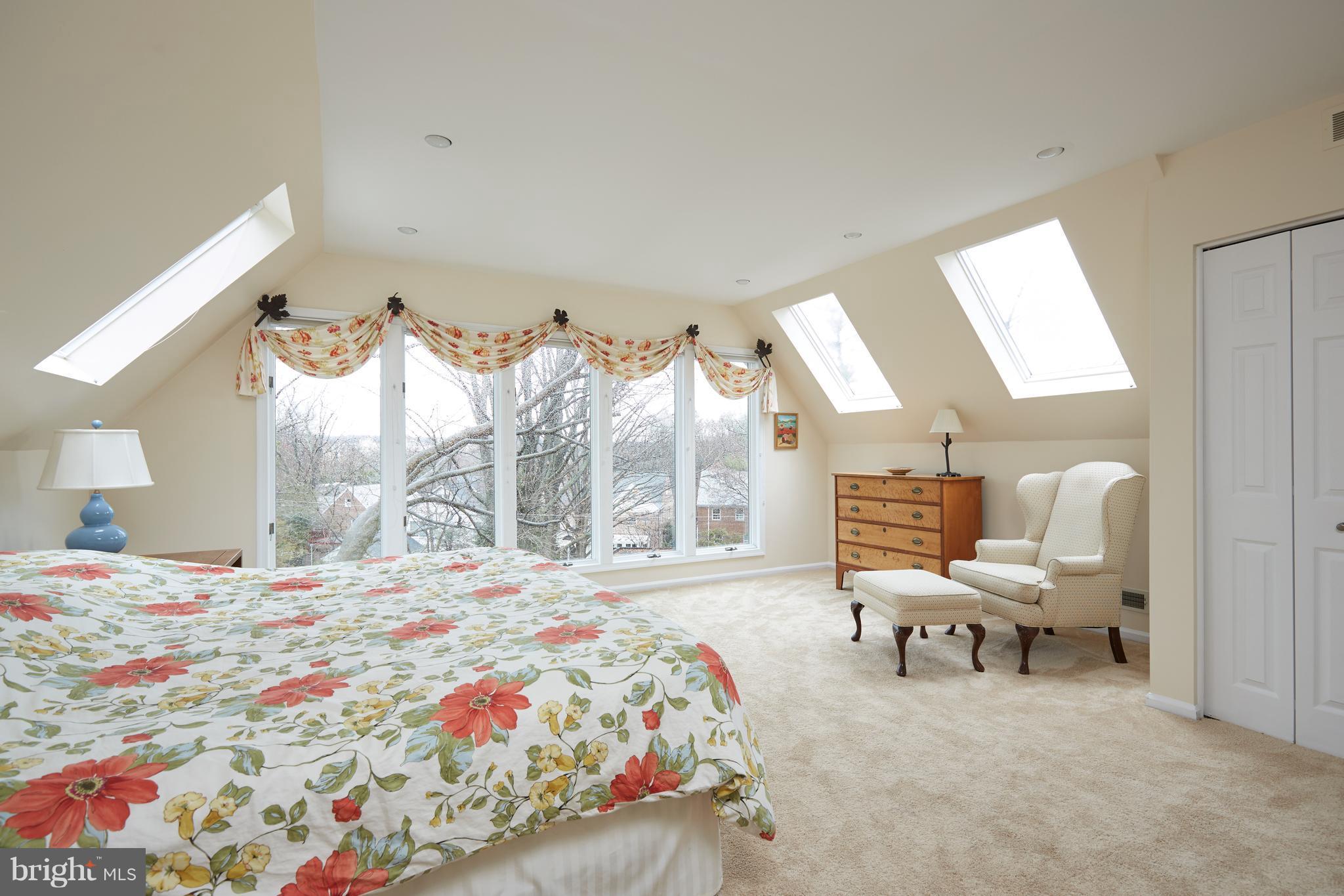 4327 Reno Road Northwest Washington, DC 20008 - Photo 13 of 29 3rd floor Master Suite w/ skylights