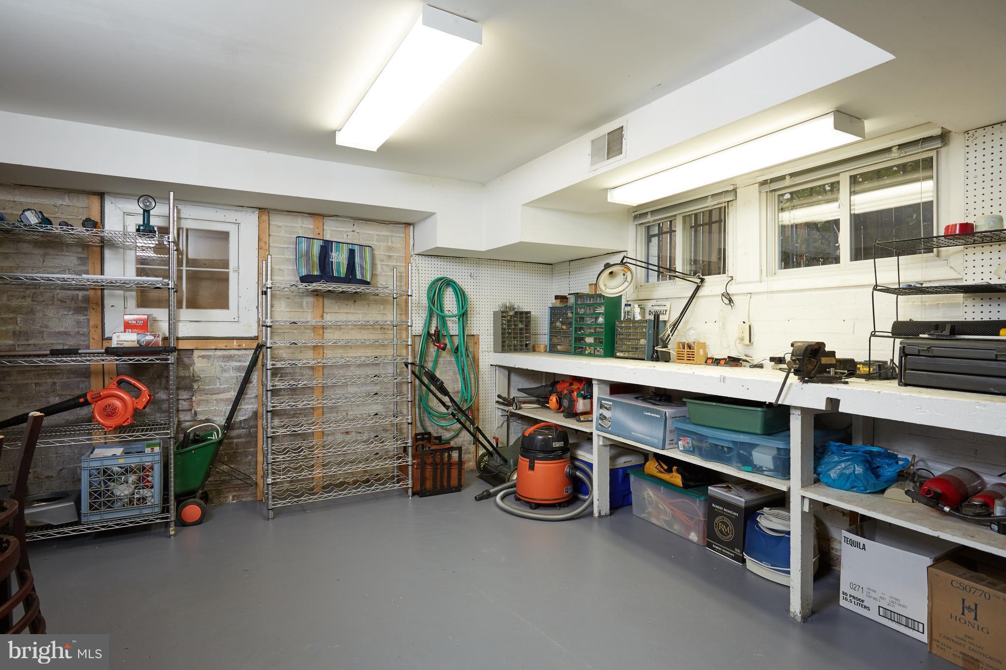 4327 Reno Road Northwest Washington, DC 20008 - Photo 25 of 29 Workshop/storage