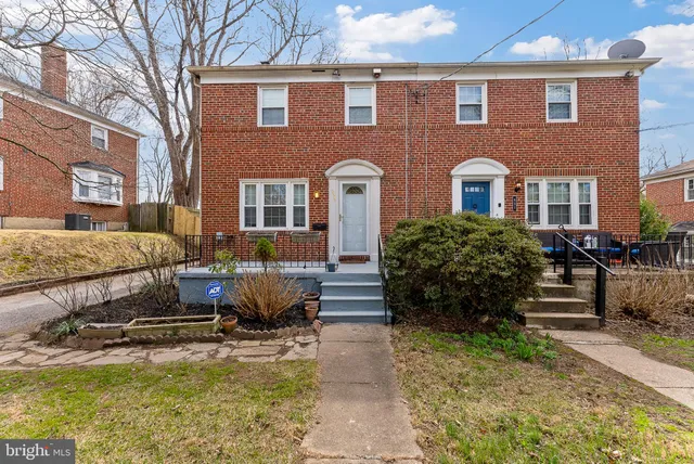 $2,499 | 633 Walker Avenue, Baltimore, MD 21212