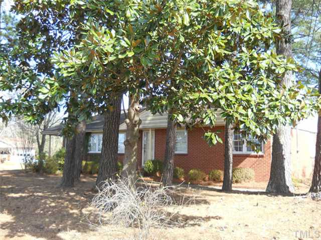 444 South Raleigh Street Angier, NC 27501 - Photo 3 of 4 Gallery Image 3