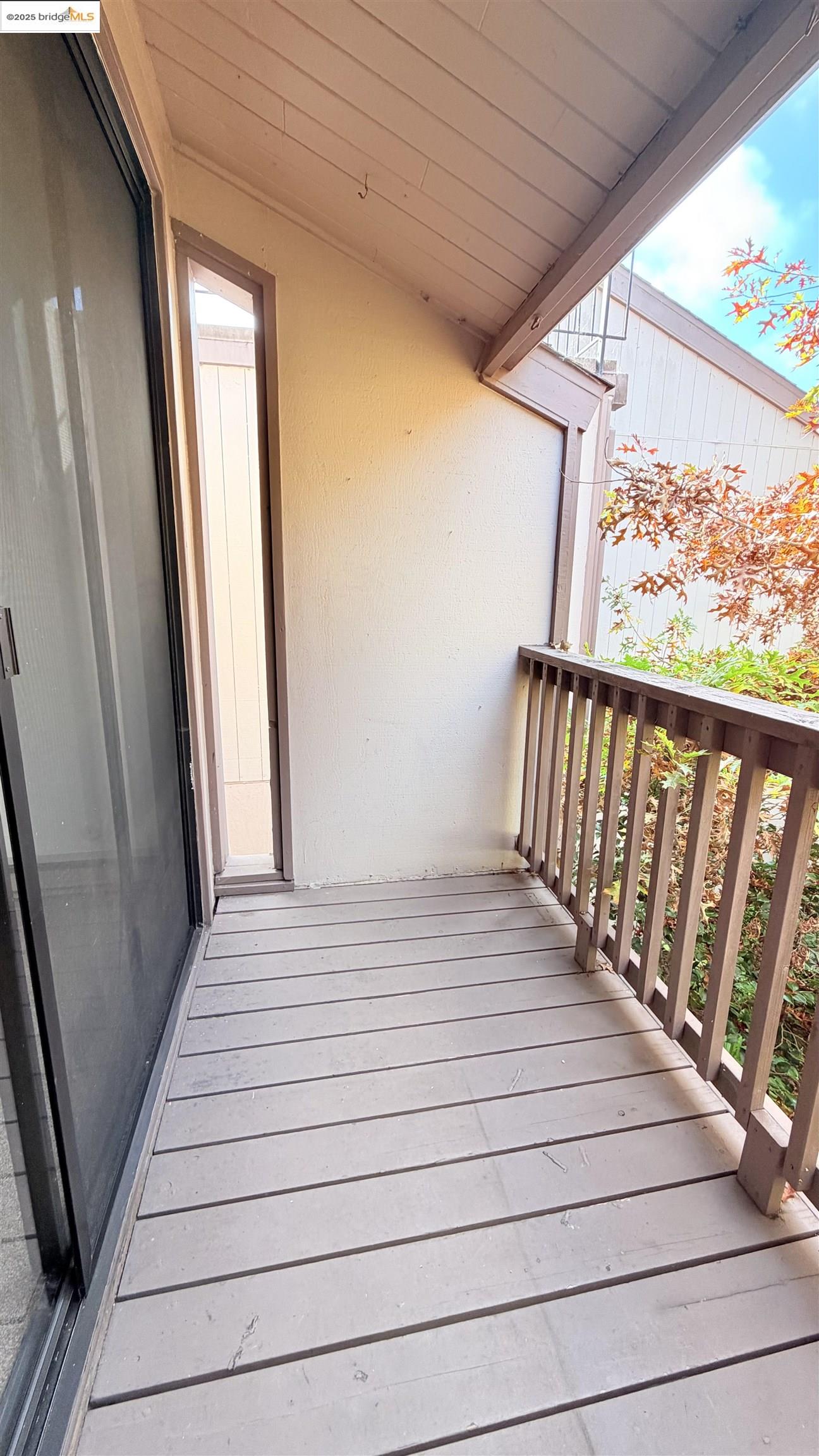 2101 Shore Line Drive, Unit 265 Alameda, CA 94501 - Photo 17 of 34 a view of balcony with wooden floor