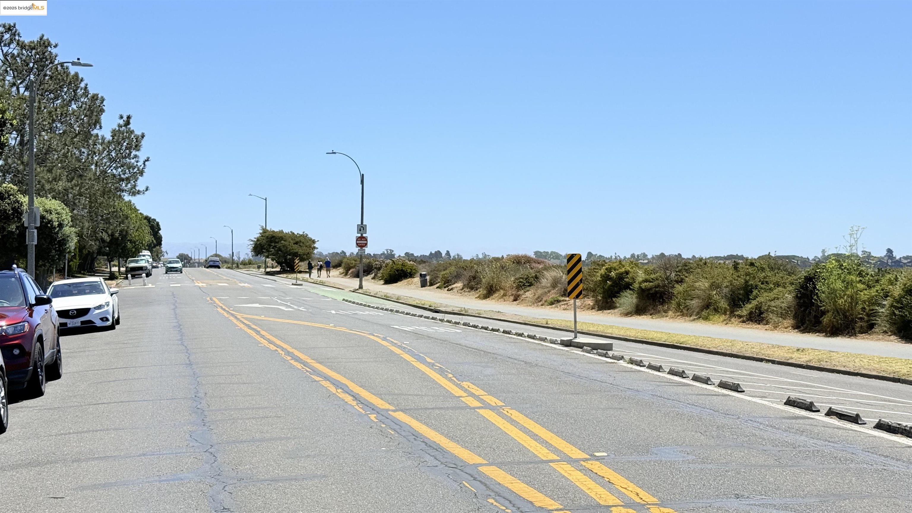 2101 Shore Line Drive, Unit 265 Alameda, CA 94501 - Photo 2 of 34 a view of a terrace view