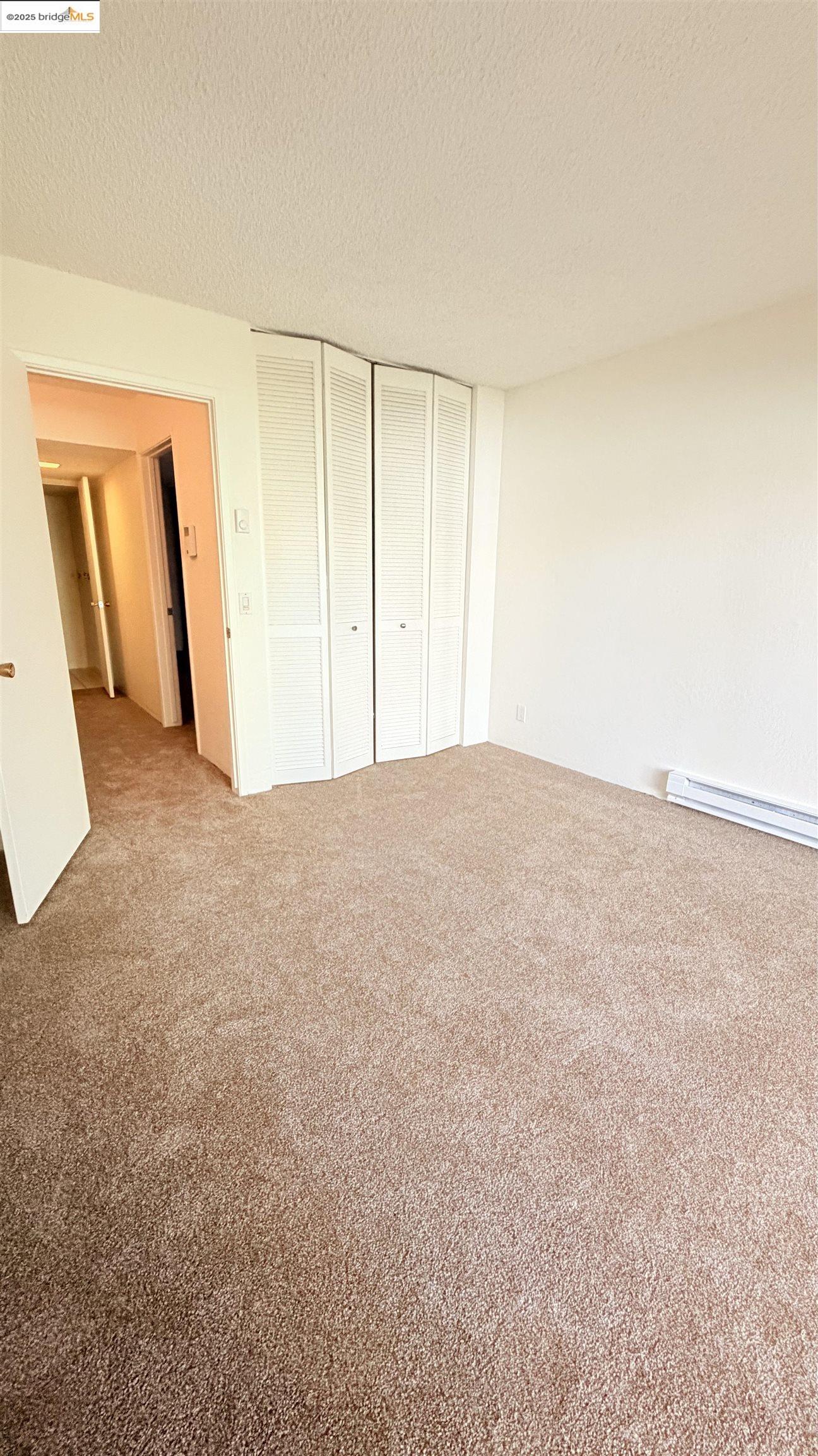 2101 Shore Line Drive, Unit 265 Alameda, CA 94501 - Photo 28 of 34 a view of an empty room