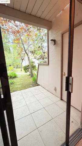 $3,100 | 2101 Shore Line Drive, Unit 265, Alameda, CA 94501