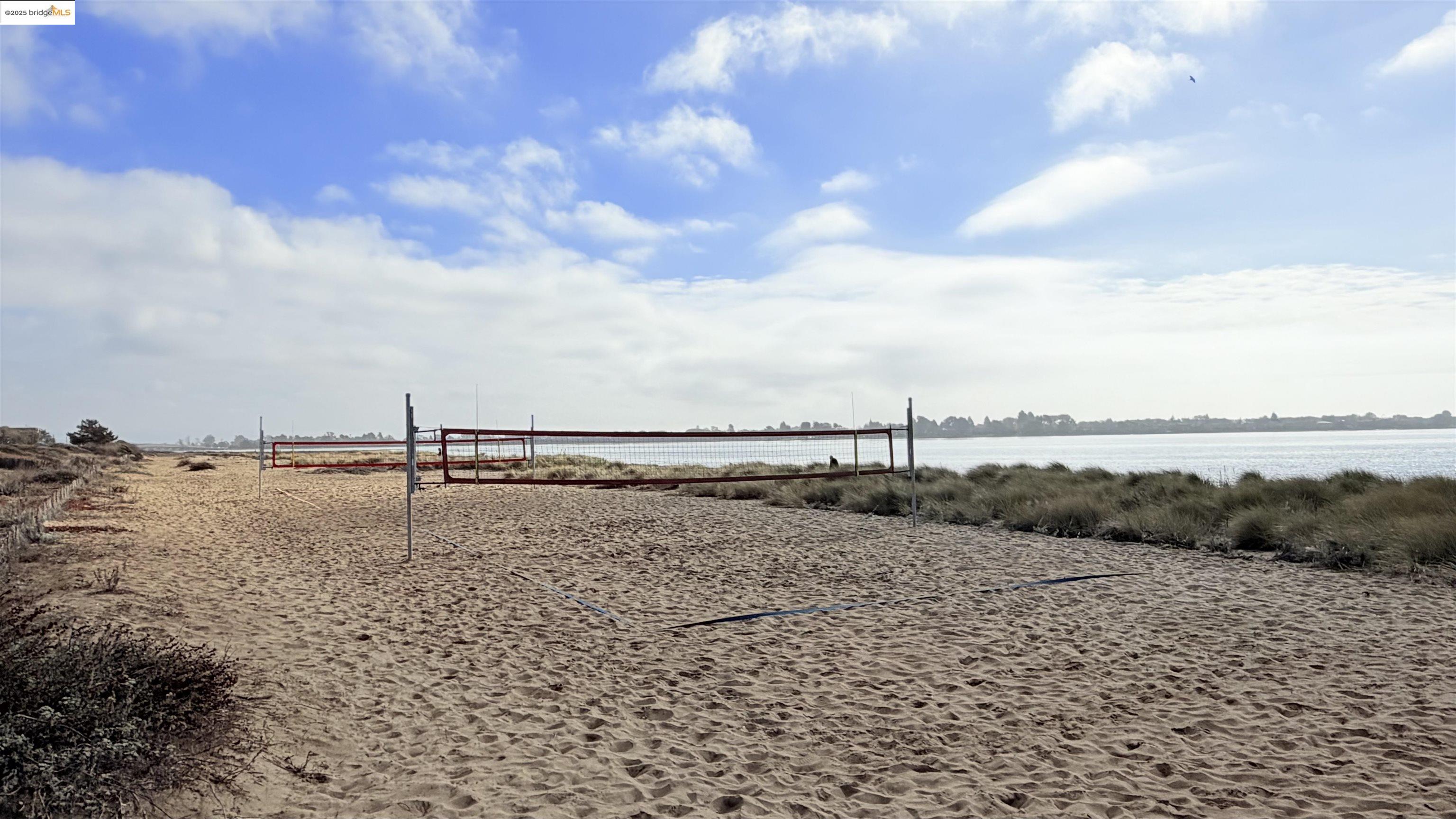 2101 Shore Line Drive, Unit 265 Alameda, CA 94501 - Photo 4 of 34 a view of a lake