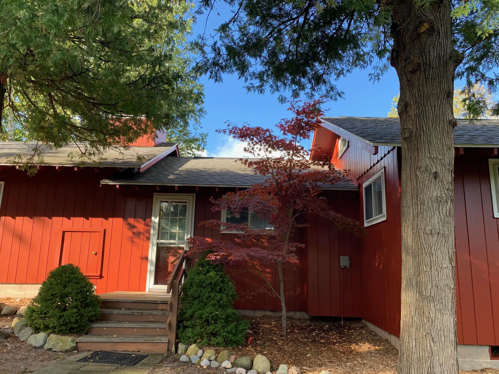7194 South Brooks Road Maple City, MI 49664 - Photo 19 of 59