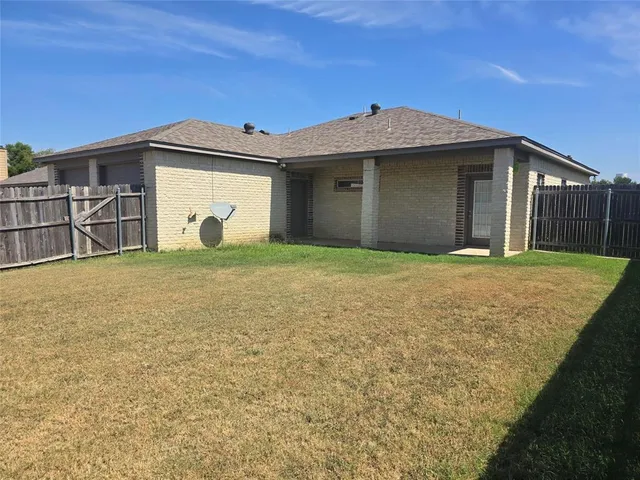 $2,300 | 317 Westgate Drive, Aledo, TX 76008
