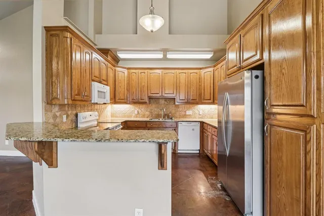 $2,300 | 317 Westgate Drive, Aledo, TX 76008