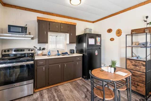 $199,000 | 1405 Franklin Street, Daingerfield, TX 75638