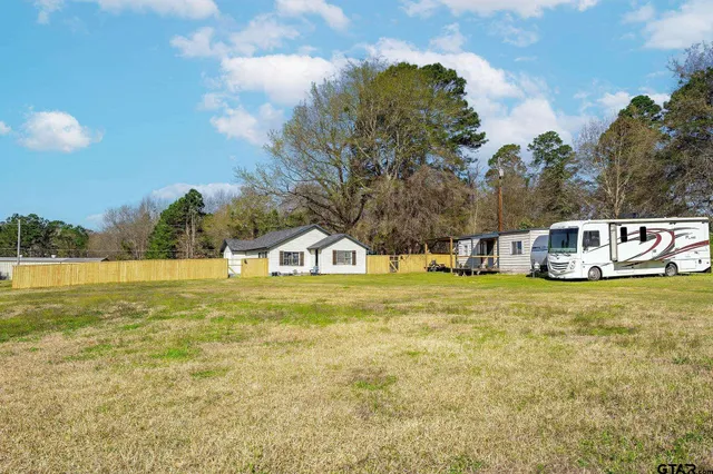 $199,000 | 1405 Franklin Street, Daingerfield, TX 75638