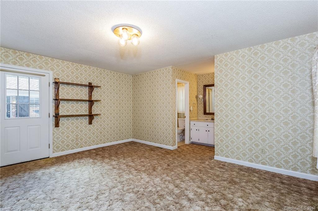 1009 Churchill Road, Unit 8 Davidson, NC 28036 - Photo 23 of 36