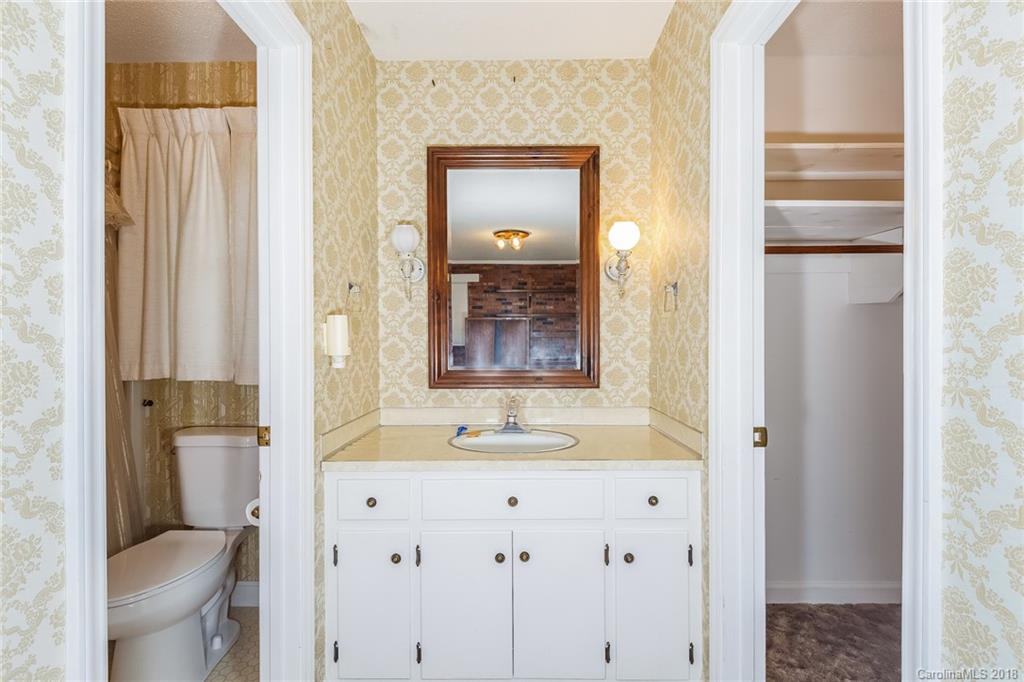 1009 Churchill Road, Unit 8 Davidson, NC 28036 - Photo 24 of 36