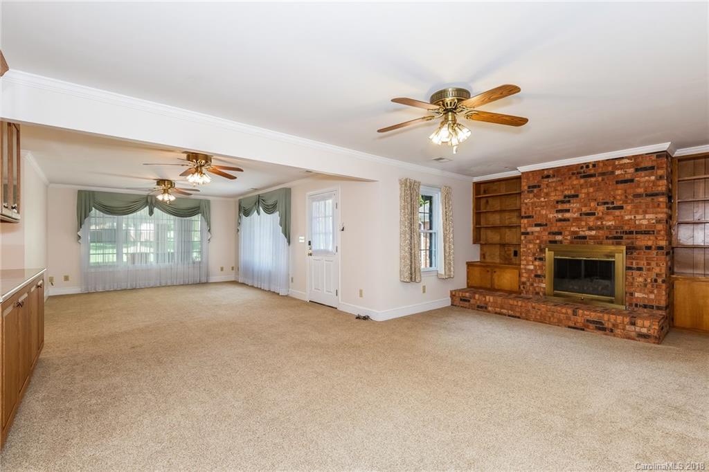 1009 Churchill Road, Unit 8 Davidson, NC 28036 - Photo 7 of 36