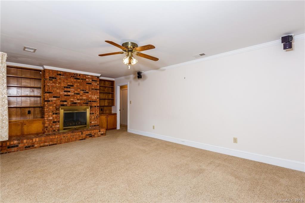 1009 Churchill Road, Unit 8 Davidson, NC 28036 - Photo 8 of 36