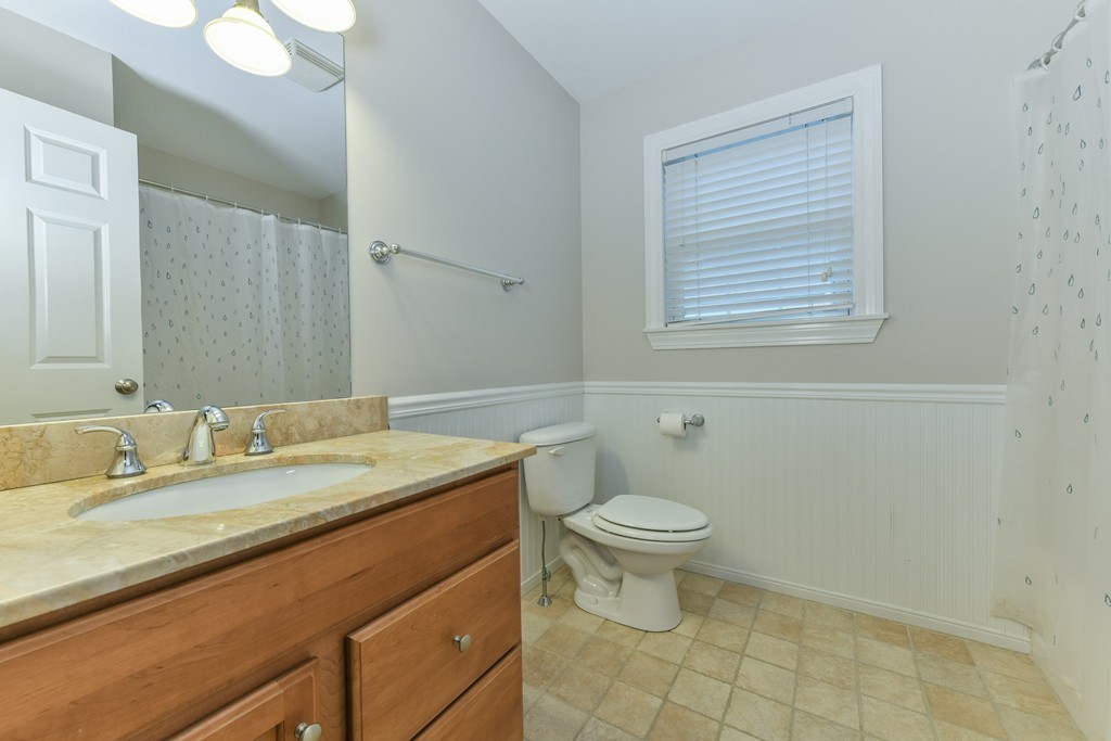 78 Albemarle Road Waltham, MA 02452 - Photo 11 of 15 Gallery Image 11