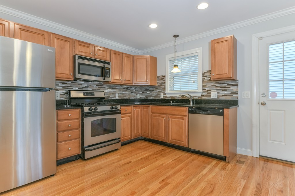 78 Albemarle Road Waltham, MA 02452 - Photo 2 of 15 Gallery Image 2