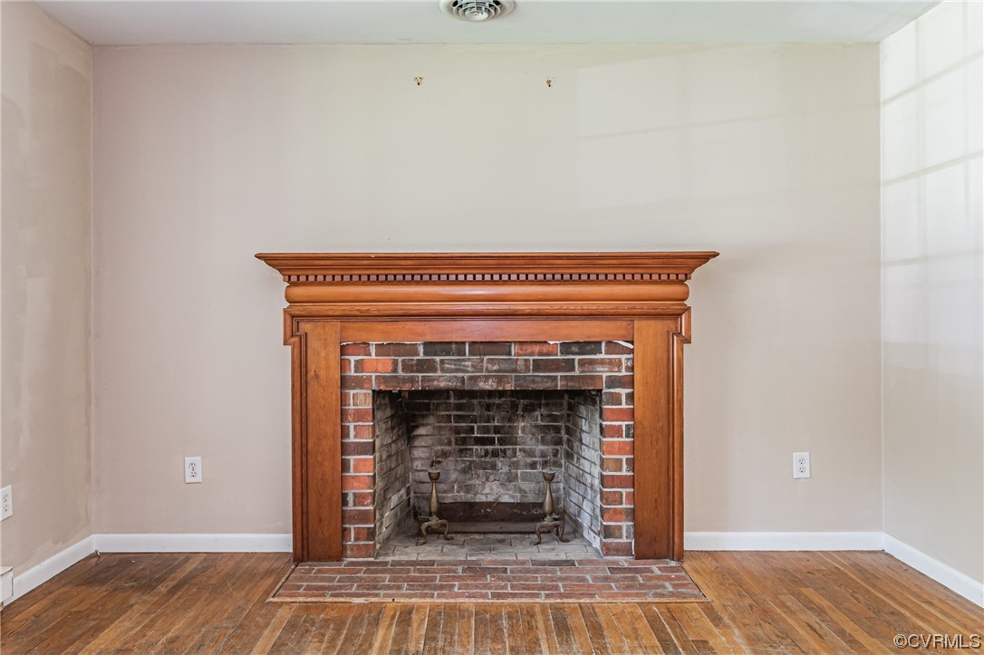 6713 Cherry Road Quinton, VA 23141 - Photo 8 of 50 a living room with a fireplace