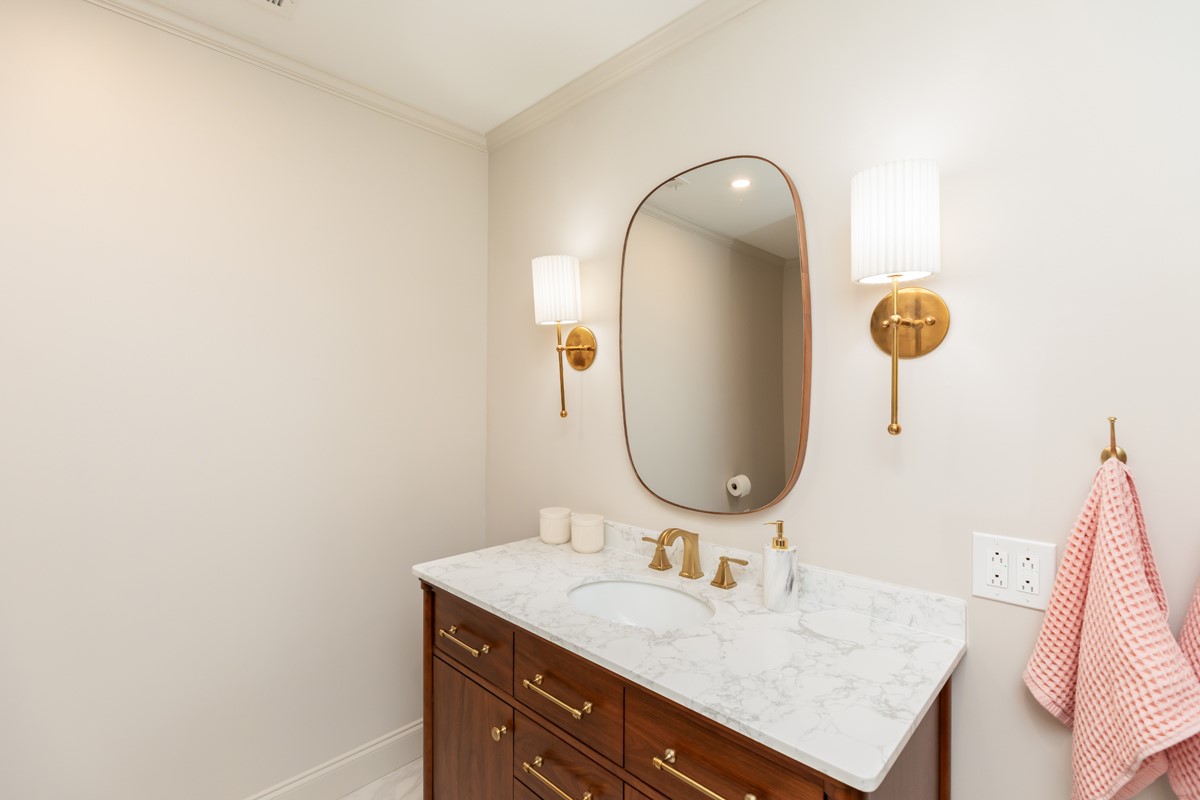 1210 Nottingham Lane Beaumont, TX 77706 - Photo 28 of 50 a bathroom with a sink and a mirror