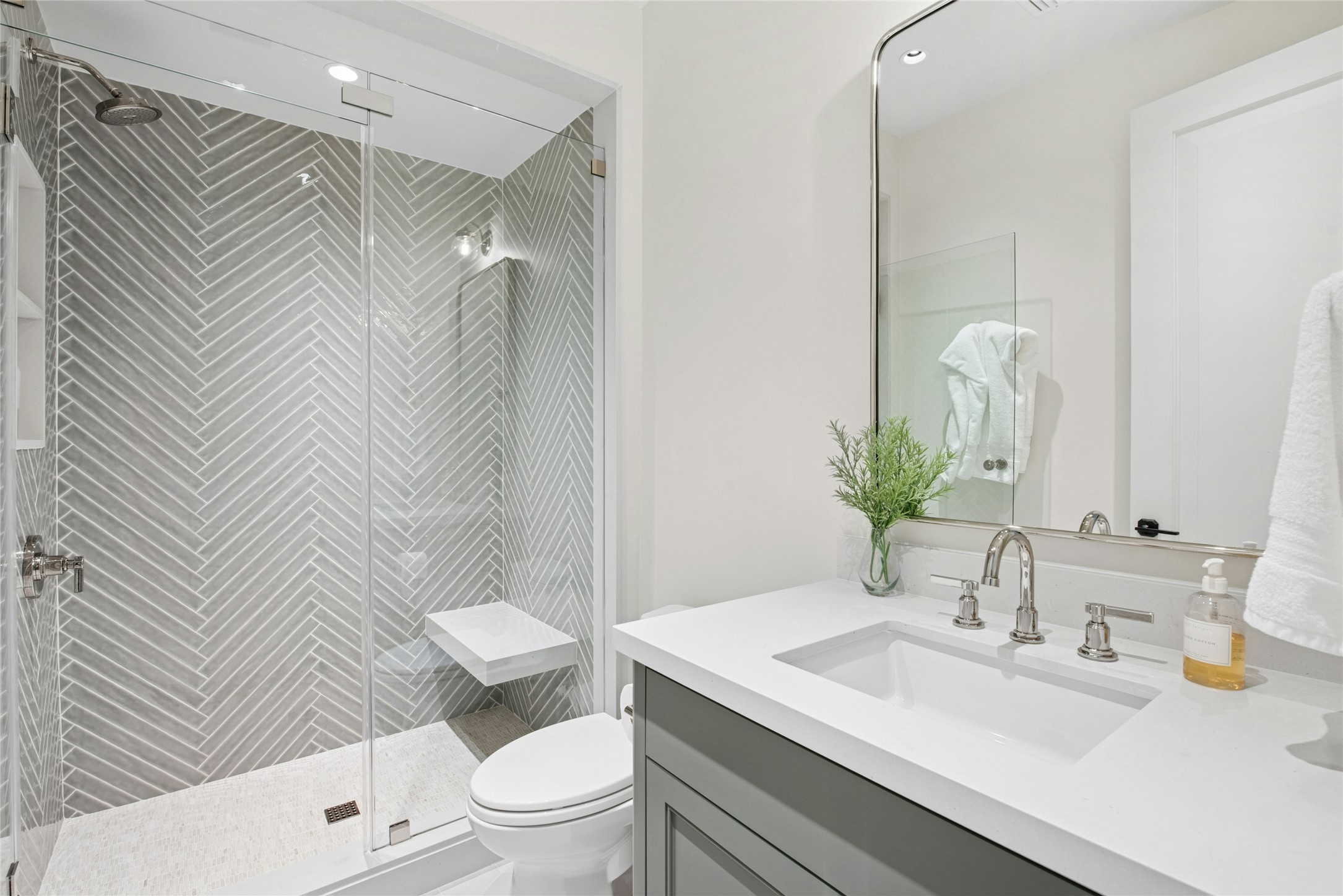 658 Fordtran Road New Ulm, TX 78950 - Photo 28 of 50 a bathroom with a sink toilet and shower