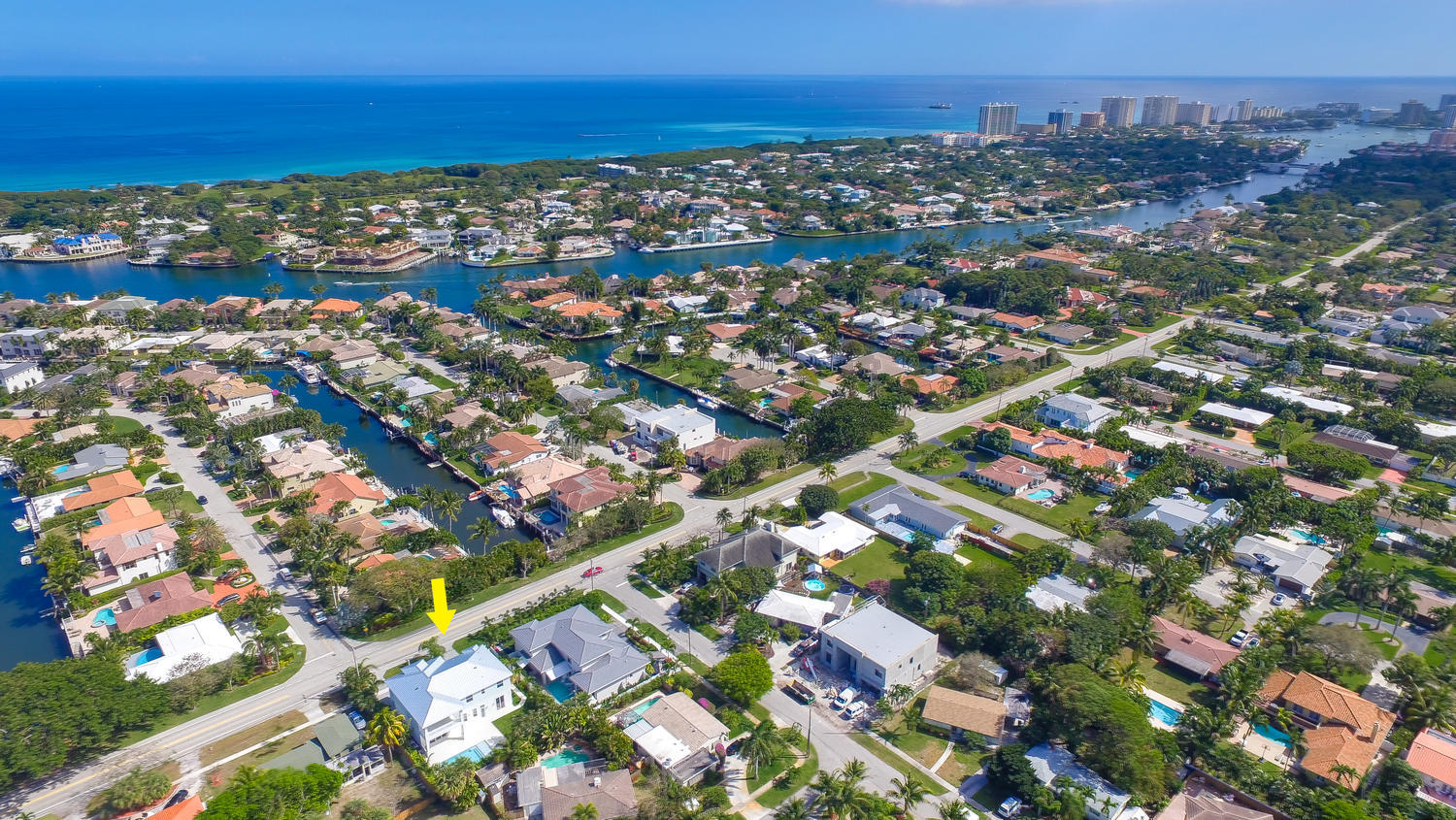 1235 Northeast 5th Avenue Boca Raton, FL 33432 - Photo 4 of 34 1235 NE 5th Ave Boca Raton FL-large-026-