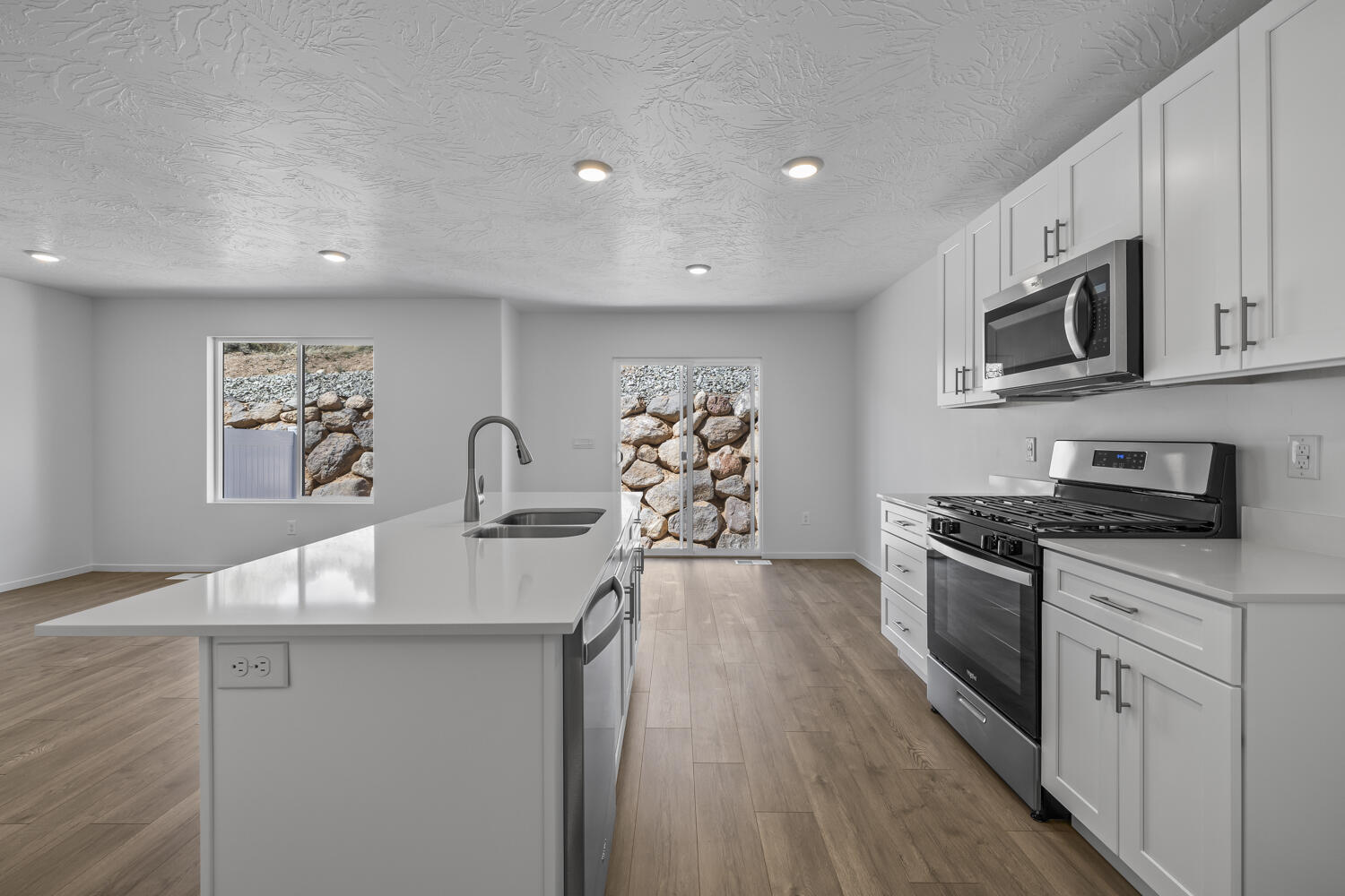 2195 Wolverine Way, Unit 2455 Washington, UT 84780 - Photo 8 of 43 R6II8305