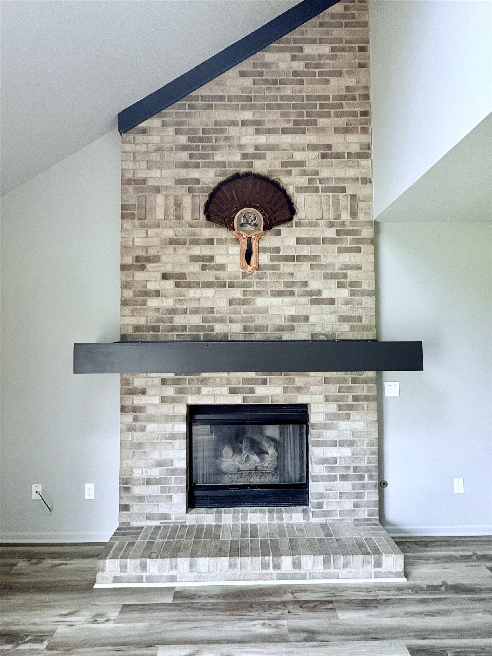 10433 Cherry Creek Road Fort Wayne, IN 46818 - Photo 3 of 35