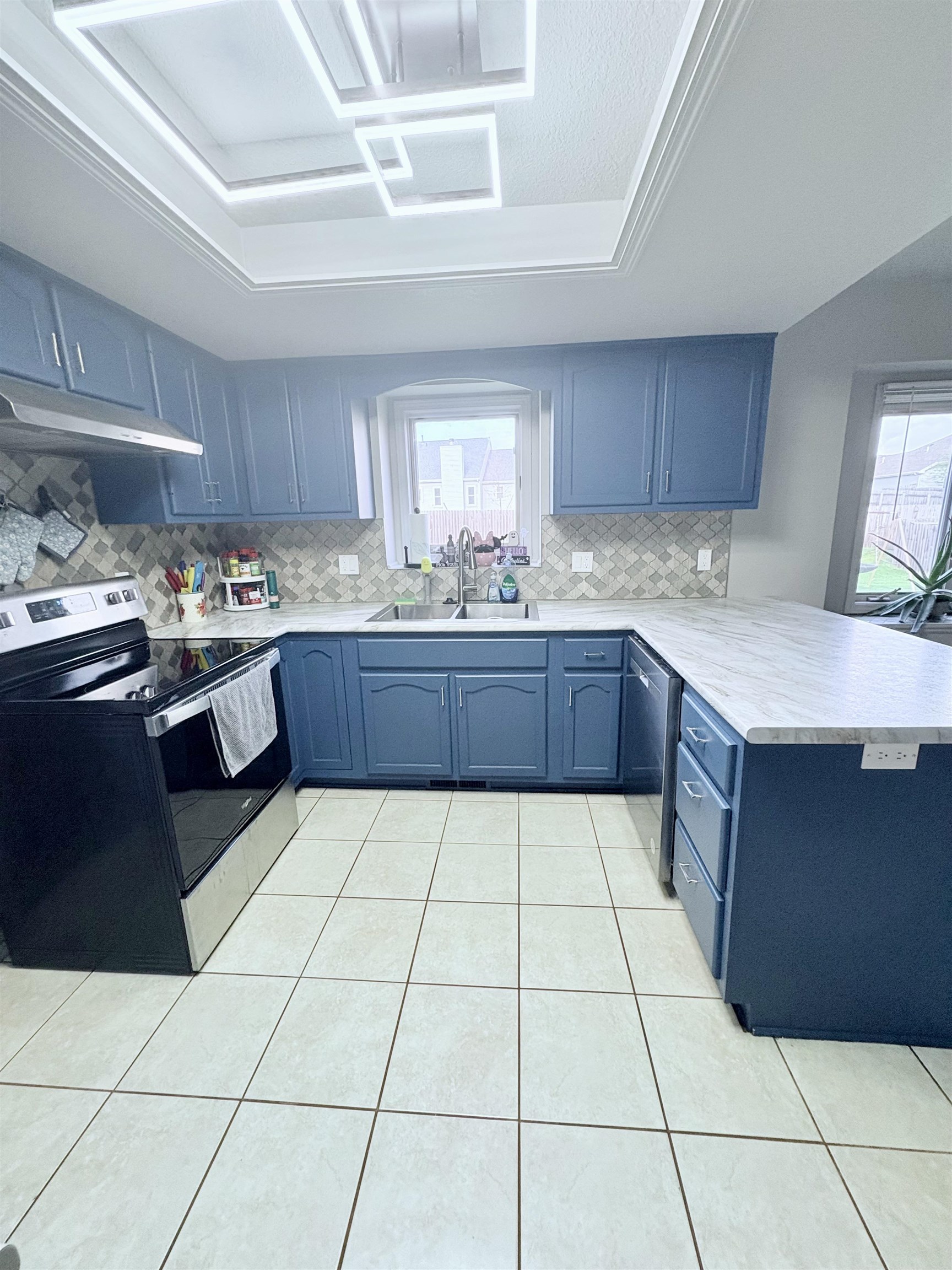 10433 Cherry Creek Road Fort Wayne, IN 46818 - Photo 6 of 35