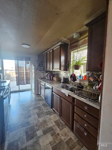 $260,000 | 1541 4th Avenue East, Twin Falls, ID 83301