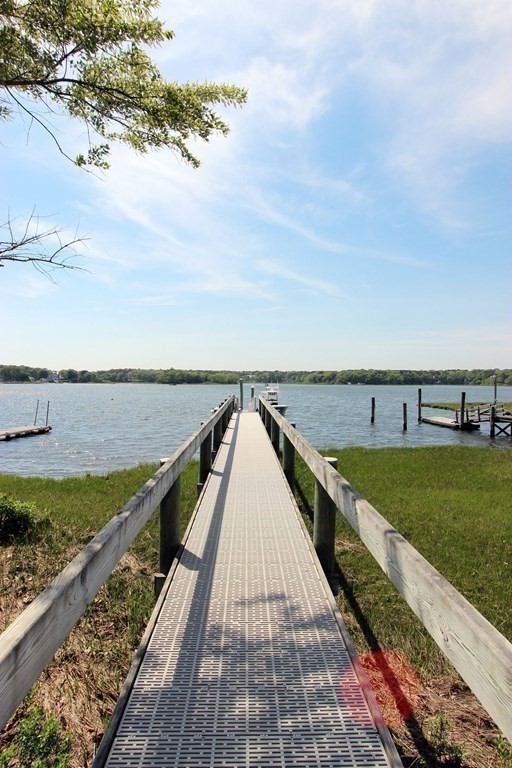 99 Monomoscoy Road West Mashpee, MA 02649 - Photo 13 of 40