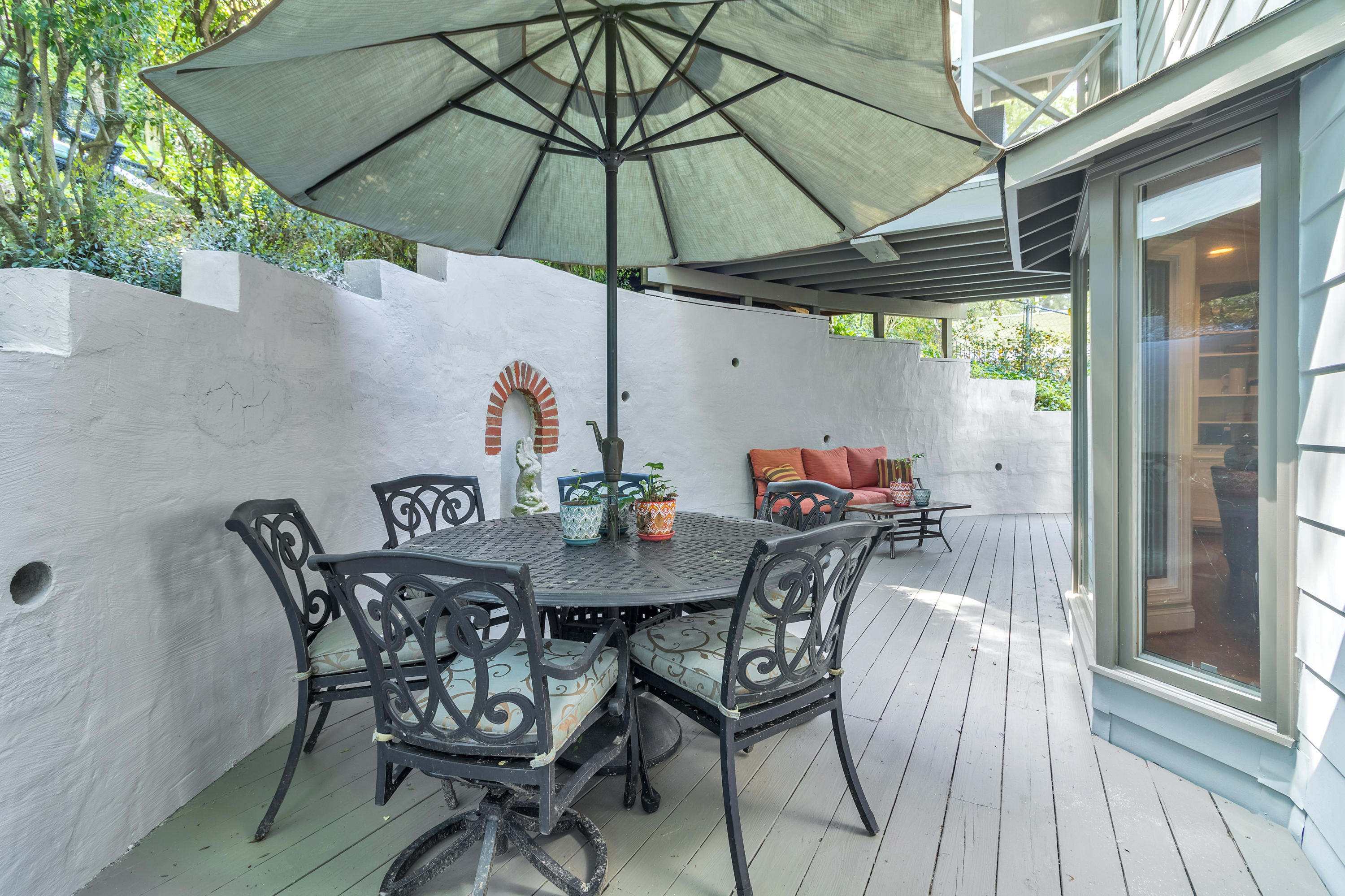 1306 Lawrence Road Chattanooga, TN 37405 - Photo 31 of 34 Private Outdoor Space...