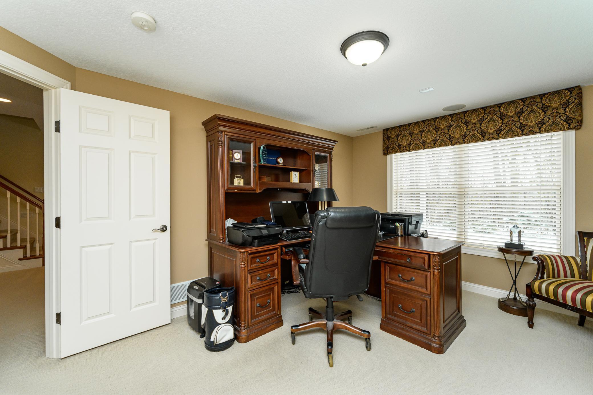 1544 Salem Court Southwest Rochester, MN 55902 - Photo 33 of 41