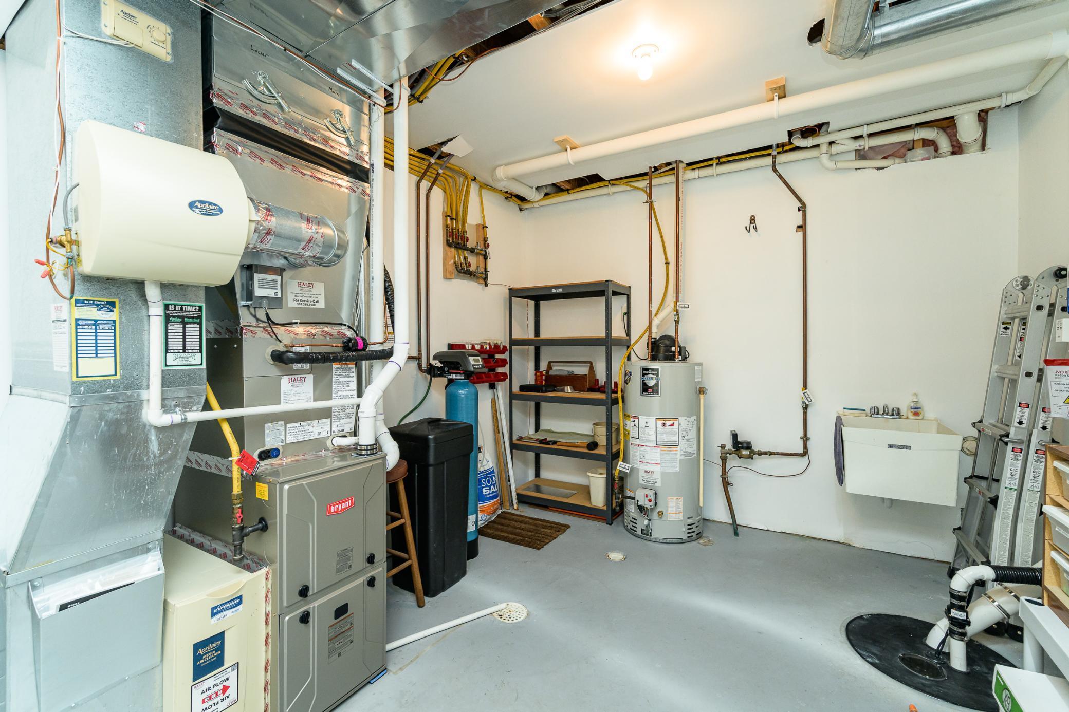 1544 Salem Court Southwest Rochester, MN 55902 - Photo 38 of 41