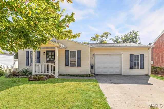 $146,500 | 712 La Due Place, Greenville, IL 62246