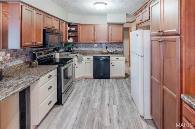 $146,500 | 712 La Due Place, Greenville, IL 62246