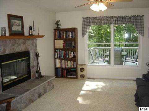 5726 Hunt Road Adrian, MI 49221 - Photo 8 of 25 20358663-7.JPG