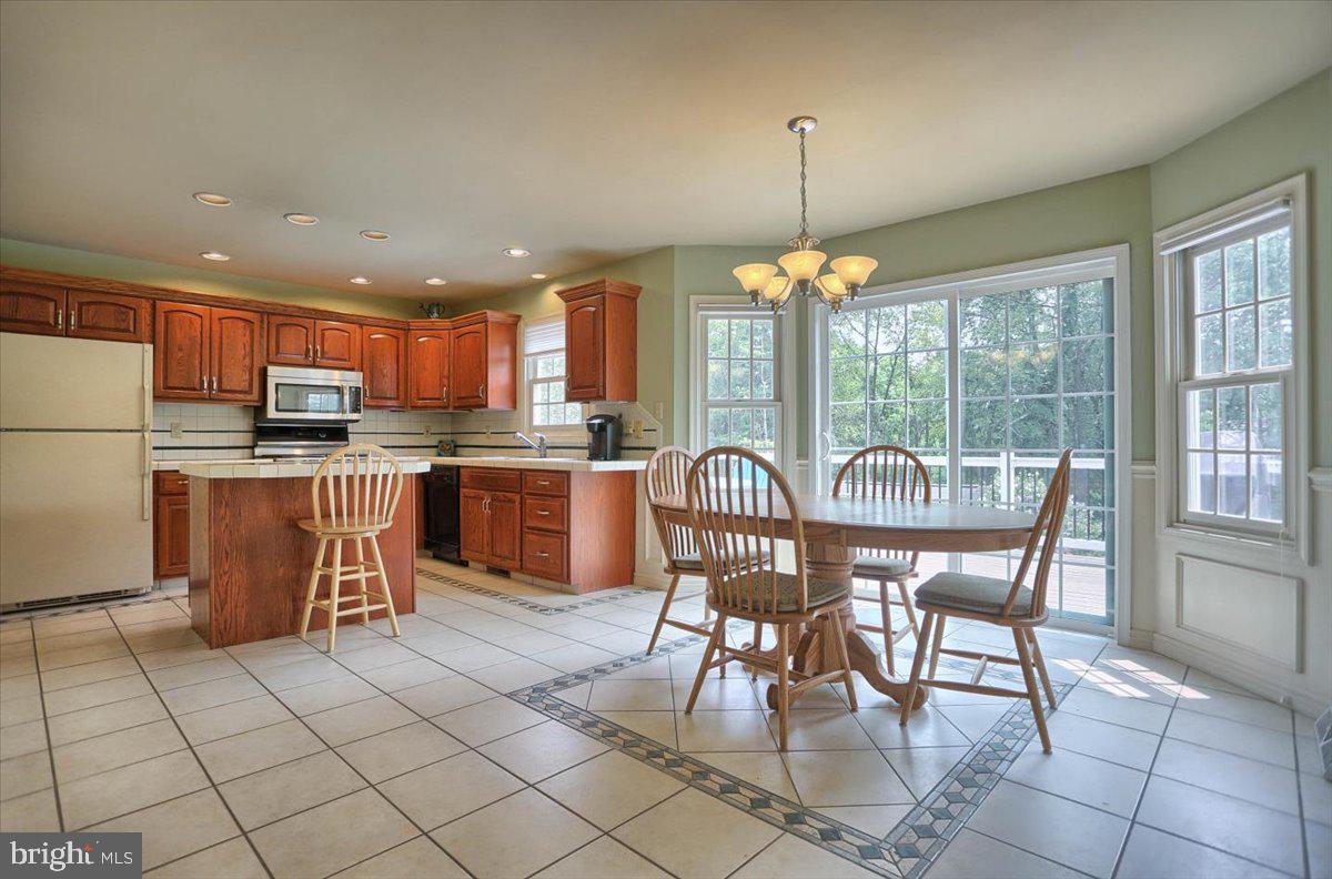 6405 Churchill Road Harrisburg, PA 17111 - Photo 11 of 43