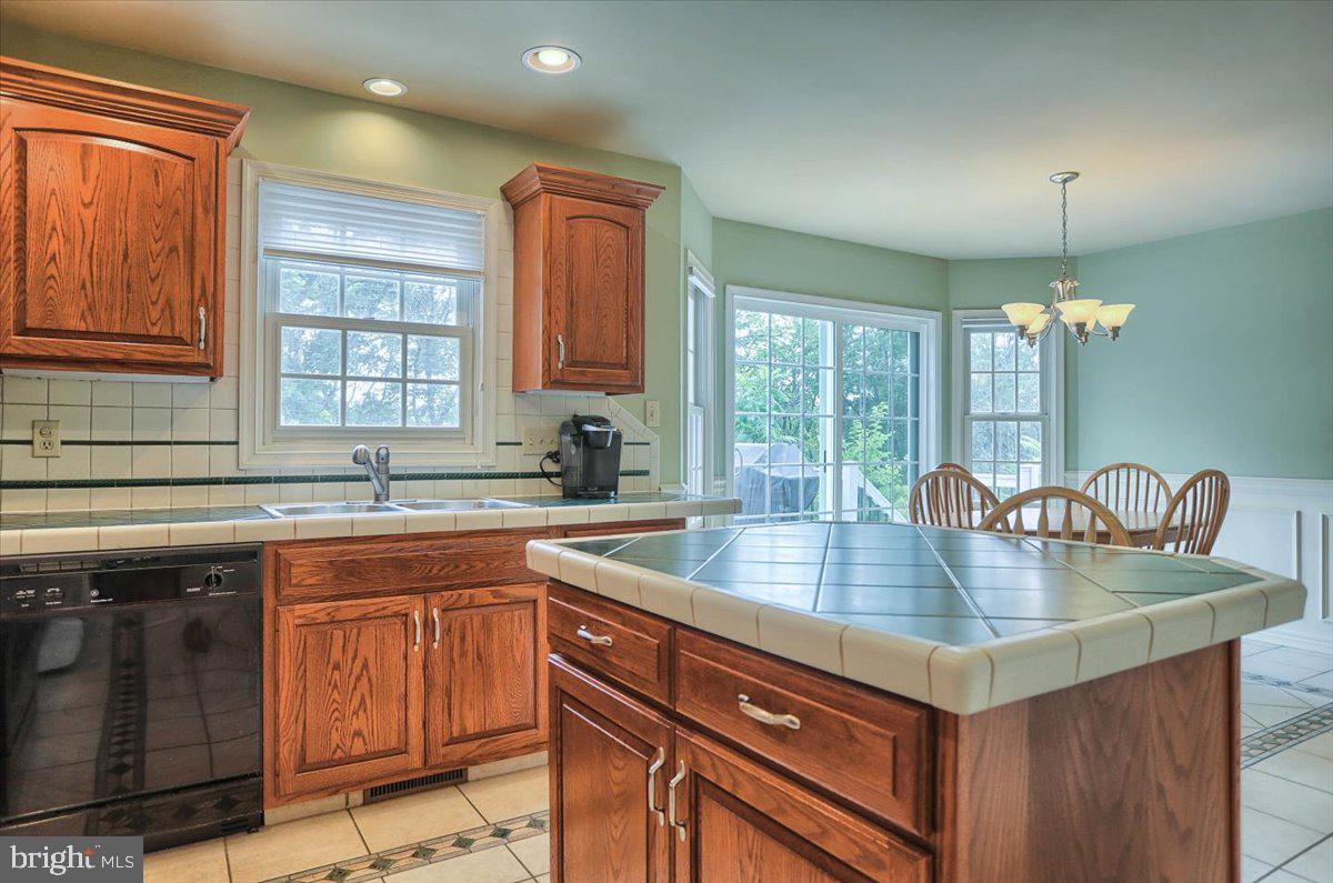6405 Churchill Road Harrisburg, PA 17111 - Photo 14 of 43